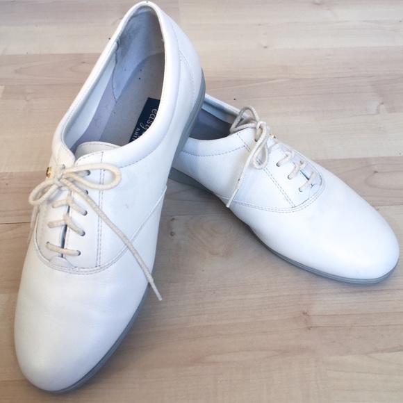 easy spirit anti gravity sneakers